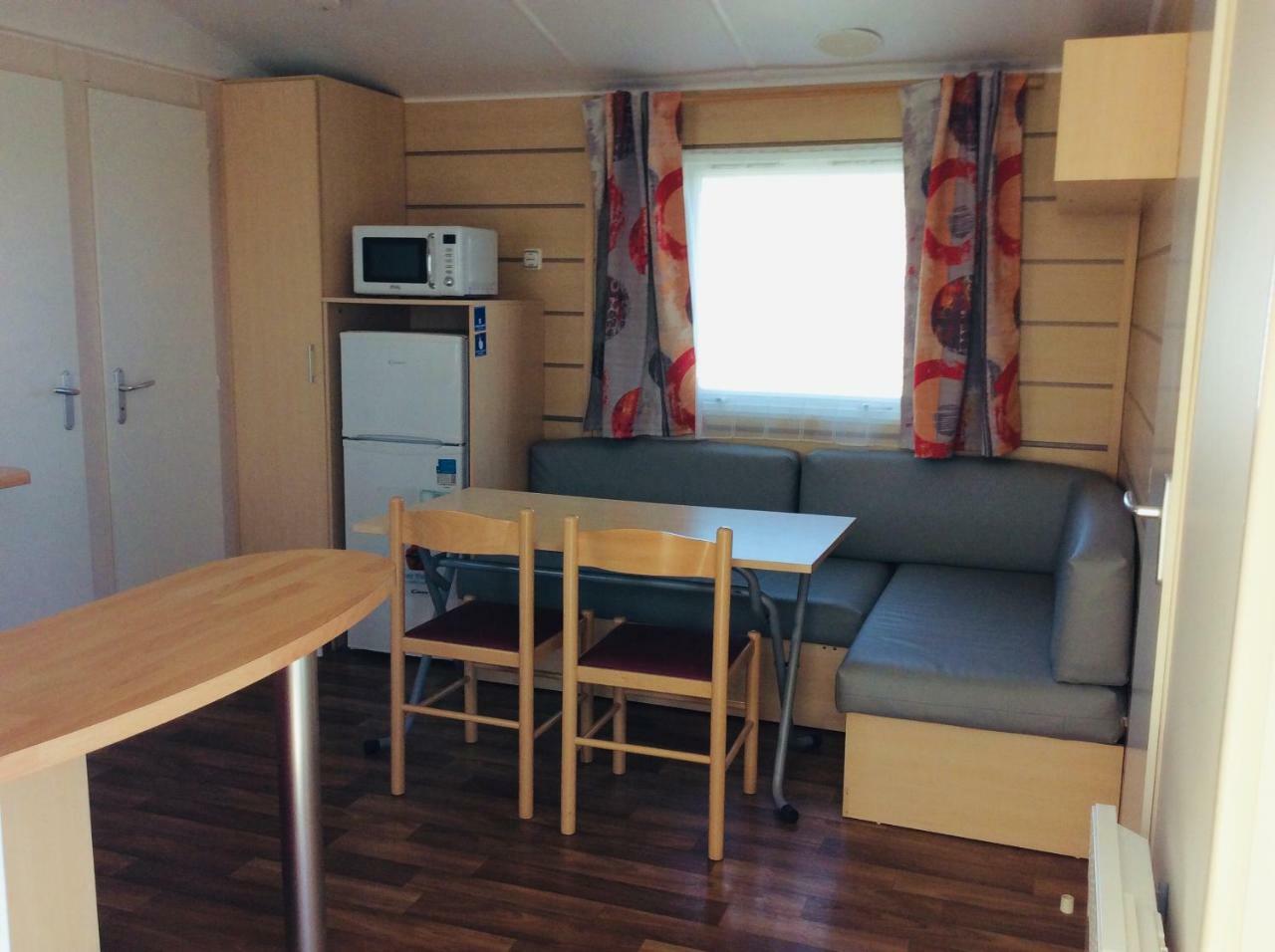 Camping De Contrexéville Exterior foto